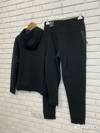 Спортивный костюм мужской nike tech fleece