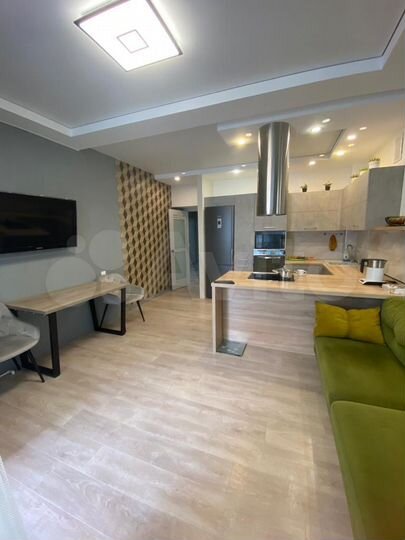 2-к. квартира, 72,5 м², 10/14 эт.