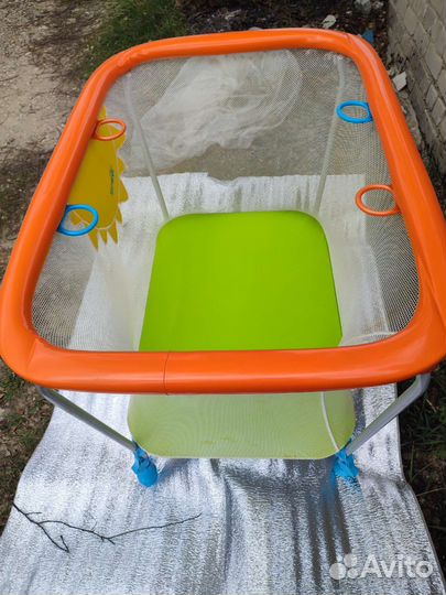 Манеж детский складной