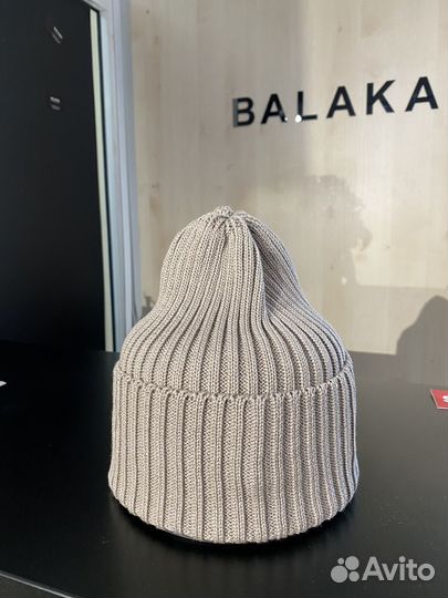 Подставка под головные уборы