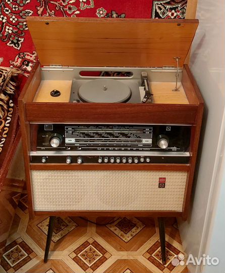 Радиола ригонда 102