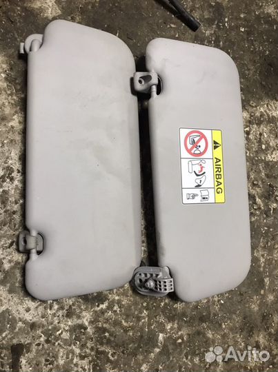 Козырьки на Hyundai Solaris 2