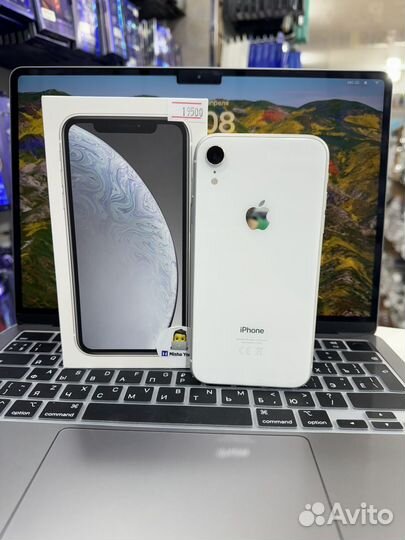 iPhone Xr, 128 ГБ