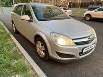 Opel Astra 1.8 AT, 2014, 180 000 км, с пробегом, цена 820 000 руб.