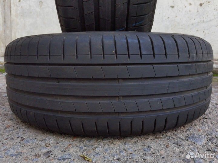 Pirelli P Zero 225/50 R18 99W