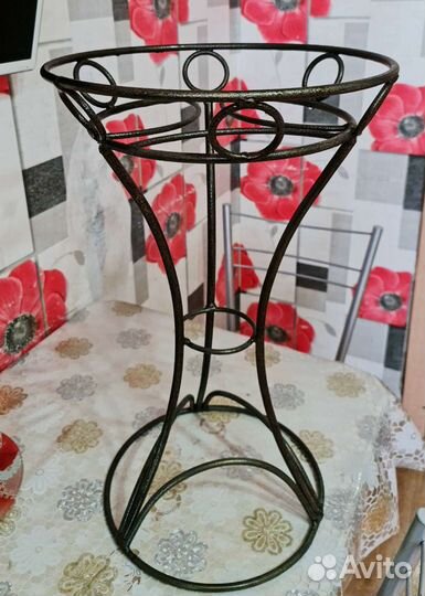 Подставка для цветов напольная металлическая