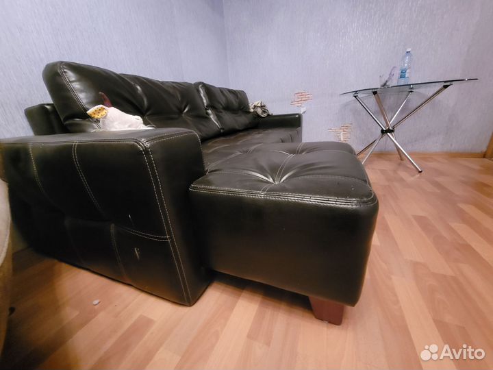 Большой угловой диван бу