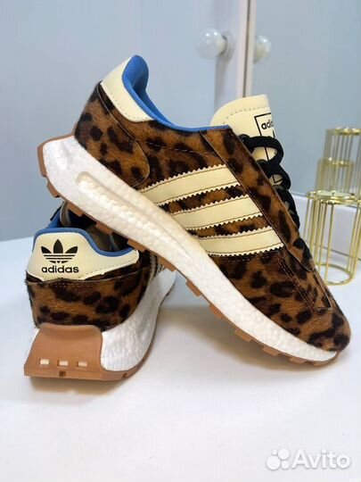 Кроссовки леопардовые Adidas Retropy E5