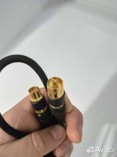 Межблочный видеокабель Monster Standard SV1