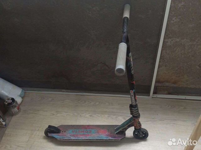 Трюковой самокат pixel