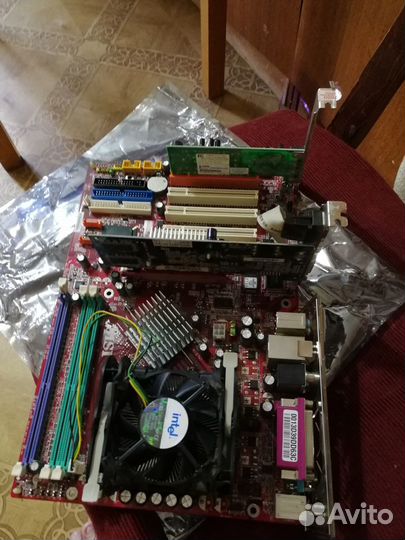 Материнка MSi Socket 478 с цпу Celeron и Video AGP