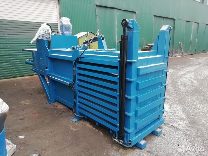 Горизонтальный пресс для макулатуры