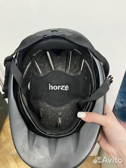 Шлем для конного спорта