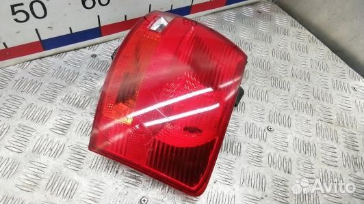Фонарь задний правый audi A4 B7 (LDN14MY01)
