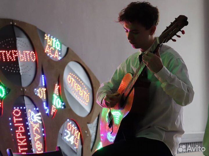 Онлайн уроки гитары / укулеле. Репетитор