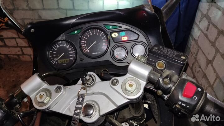 Suzuki GSX 600f Katana