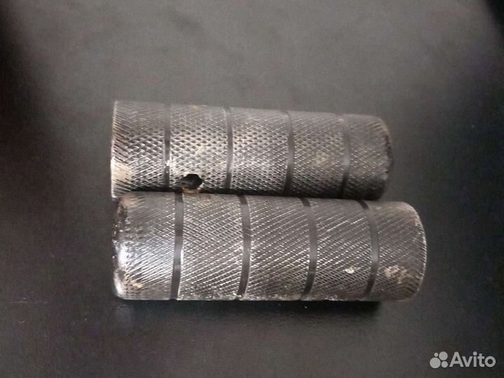 Пеги 2 штуки