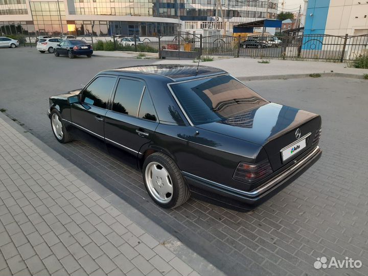 Mercedes-Benz E-класс 3.2 AT, 1993, 454 000 км