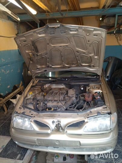 Renault megane 1.двигатель К4М в разборе