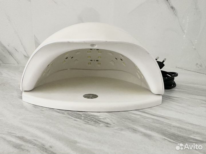 Уф лампа для ногтей