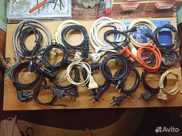 Сетевой шнур провод кабель без разьёма 220 вольт