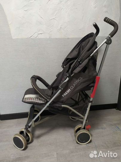 Прогулочная коляска трость hb