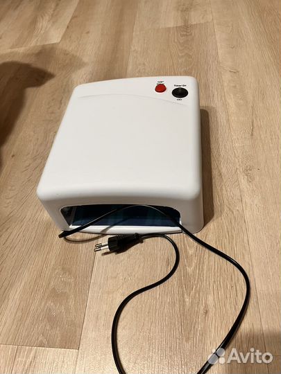 Уф лампа для ногтей