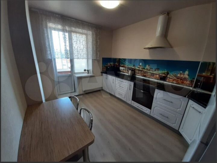 1-к. квартира, 40 м², 1/17 эт.