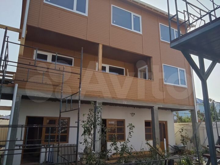 2-к. квартира, 40 м², 2/3 эт.
