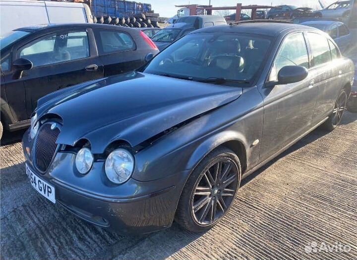 В разборе Jaguar - S-type, 2.5 (sajac03N55JN18787)