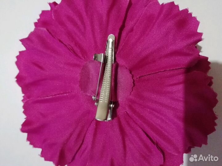 Заколки для волос