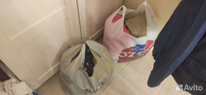 Женские вещи 42/44 два пакета