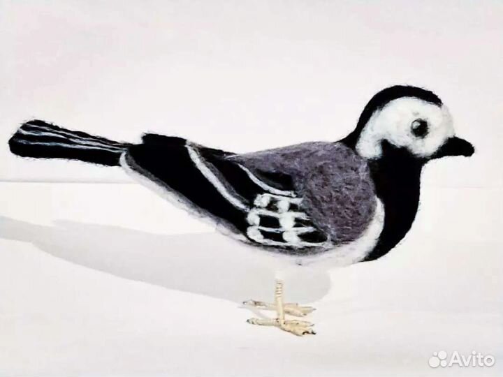 Трясогузка птица валяная игрушка