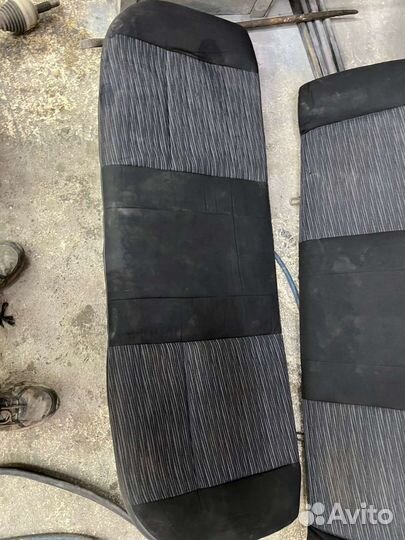 Комплект сидений на рено логан