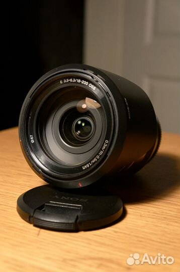 Sony 18-200mm E OSS (SEL-18200) Сломан