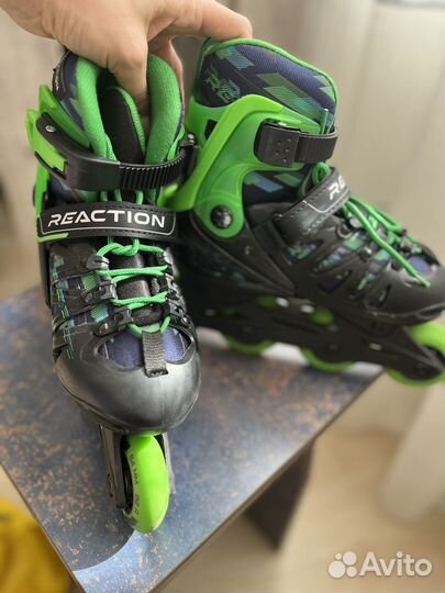 Роликовые коньки, шлем и защита