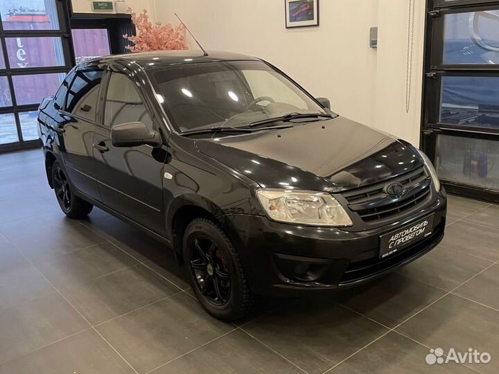 LADA Granta 1.6 МТ, 2013, 176 000 км