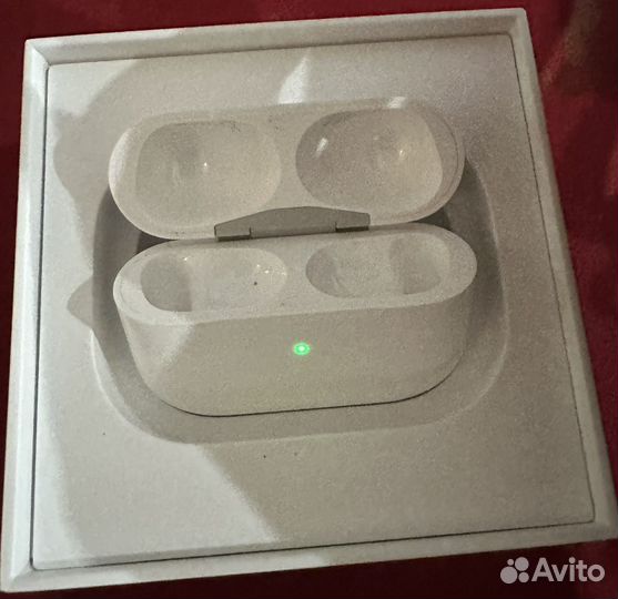Футляр зарядный для Apple Airpods Pro 2