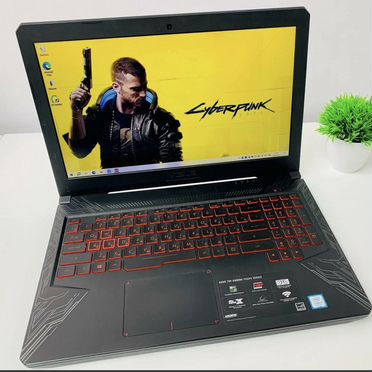 Игровой мощный ноутбук / Core i7 / RTX / SSD