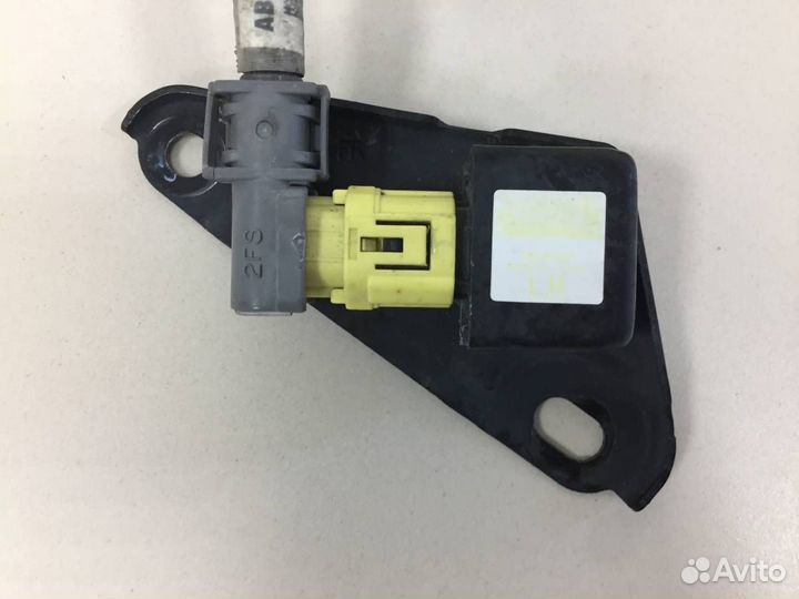 Датчик AIR BAG Toyota Prius W20 2003-2009