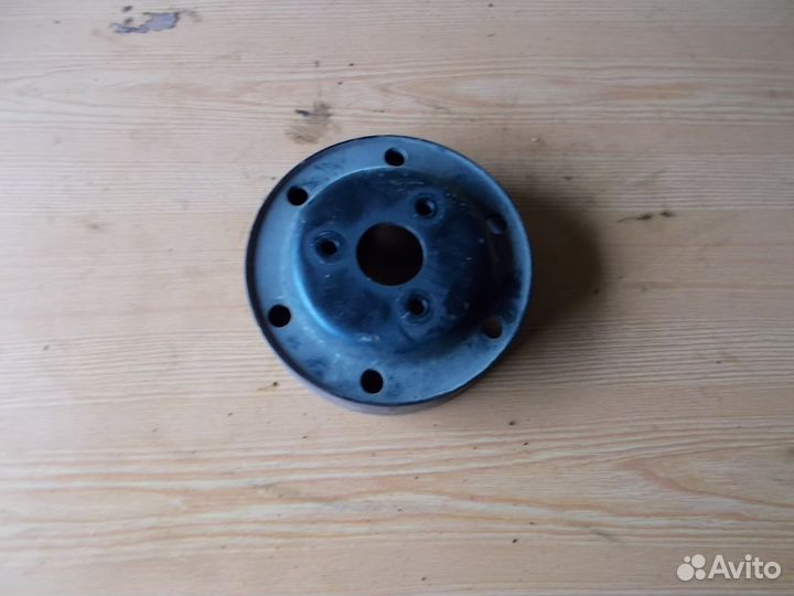 Шкив помпы Honda Civic 4D Сивик 4Д R18A2