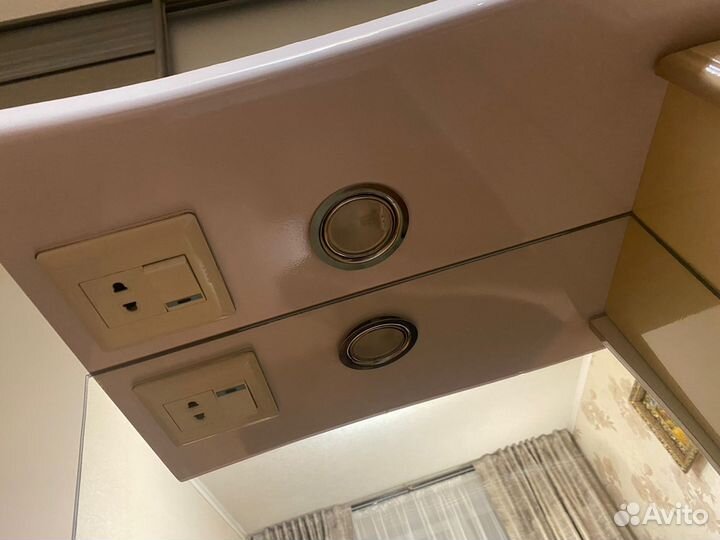 Шкафчик для ванной навесной с зеркалом