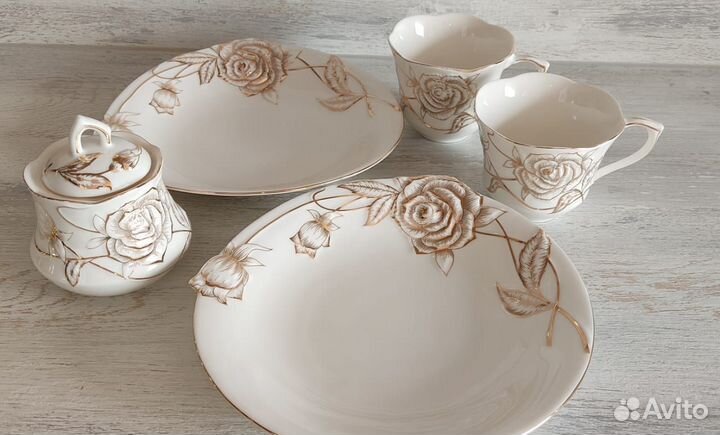 Набор столовой посуды