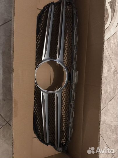 Оригинальная Решетка Mercedes С класс w205