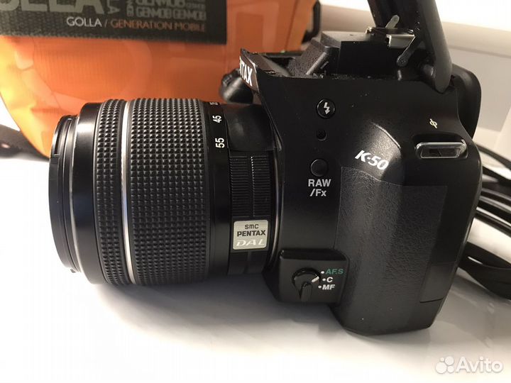Зеркальный фотоаппарат Pentax K50