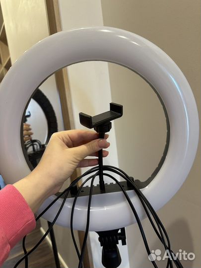 Кольцевая лампа со штативом