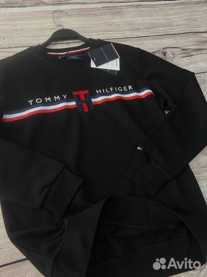 Свитшот Tommy Hilfiger новый