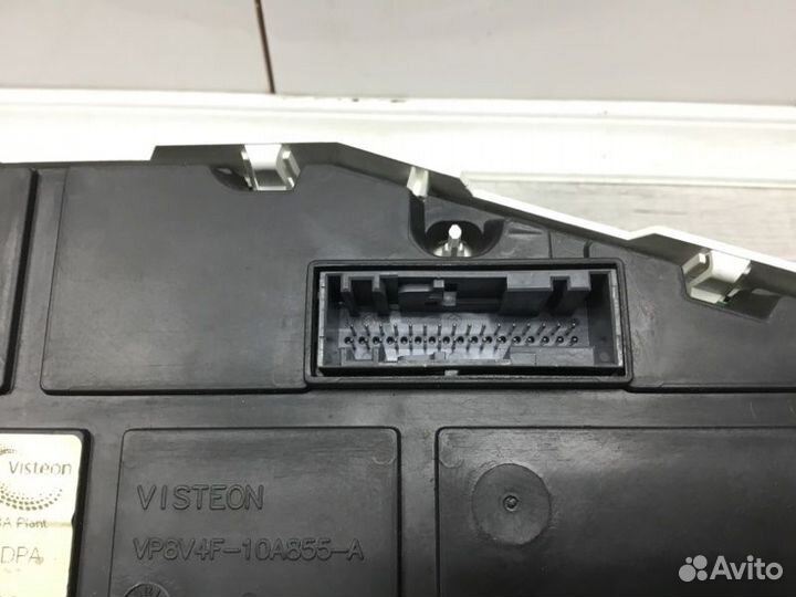 Щиток приборов Ford Focus универсал gpda 2010