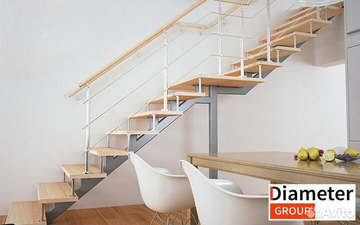 Просторная лестница от завода