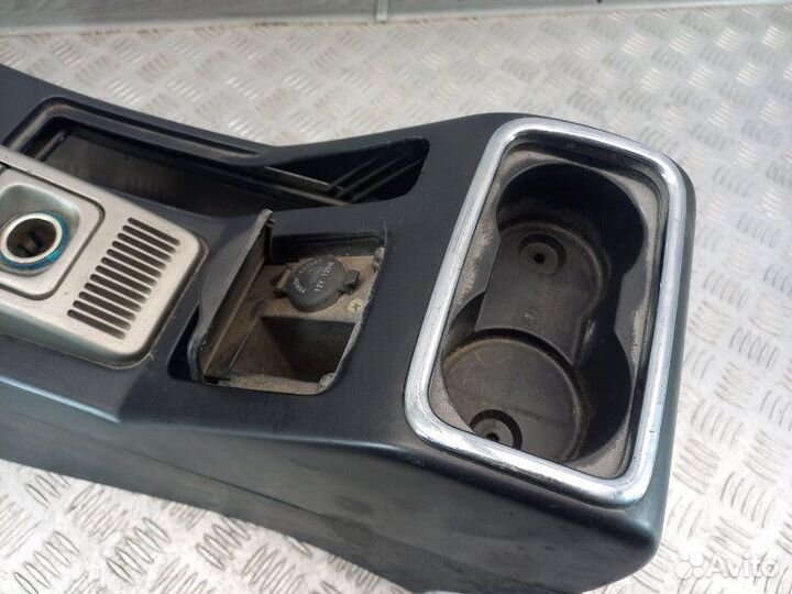 Консоль центральная (тоннель) Chery M11 A3 1.6